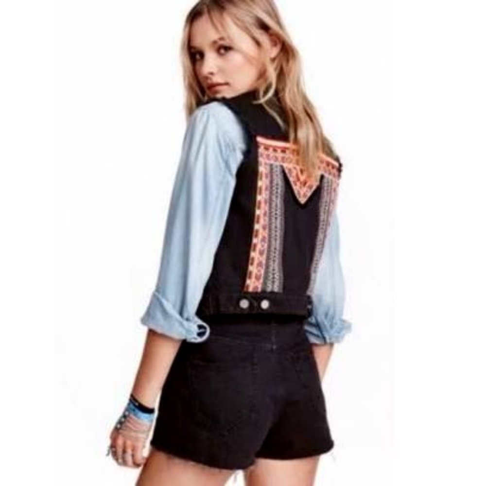 H&M Coachella Collection Embroidered Black Denim Vest EUC size 8